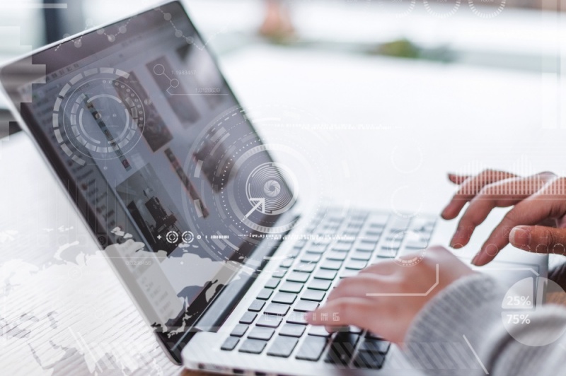 IT開発・システム構築事業